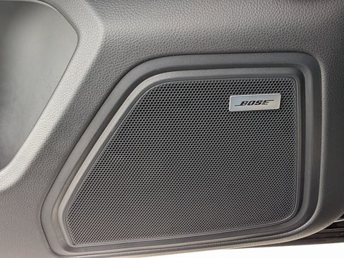 Used 2025 Porsche Macan image 14