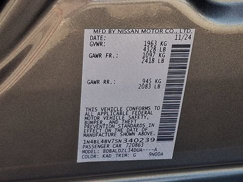 Certified 2025 Nissan Altima 2.5 S FWD image 28
