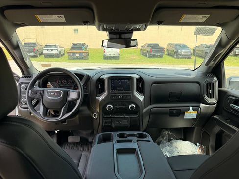 New 2026 GMC Sierra 3500 Pro AWD/4WD image 14