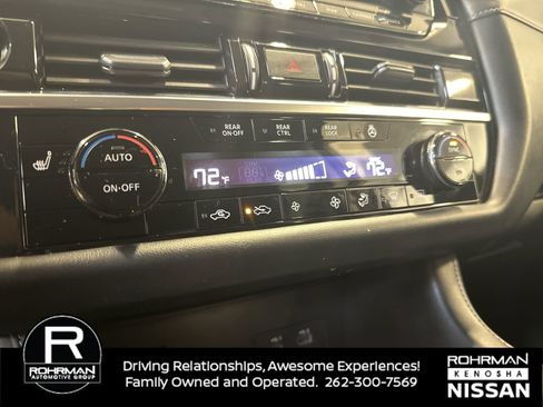 Certified 2024 Nissan Pathfinder SL image 10