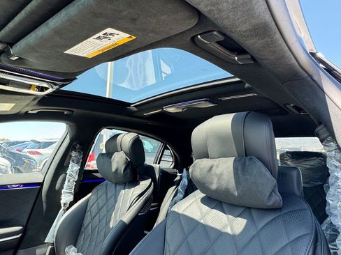 Used 2024 Mercedes-Benz S 580 4MATIC Sedan image 19