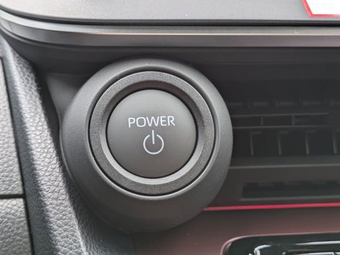 New 2025 Toyota Prius Plug-In Hybrid FWD image 29