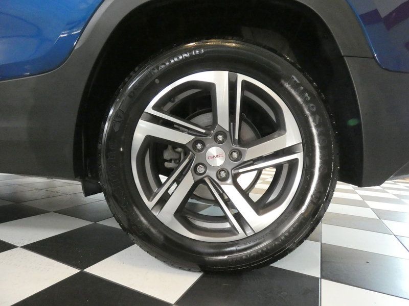 Used 2021 GMC Terrain SLT w/ Infotainment Package II AWD/4WD image 7