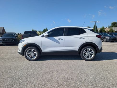 Used 2022 Buick Encore GX Preferred w/ Cold Weather Comfort Package AWD/4WD image 6