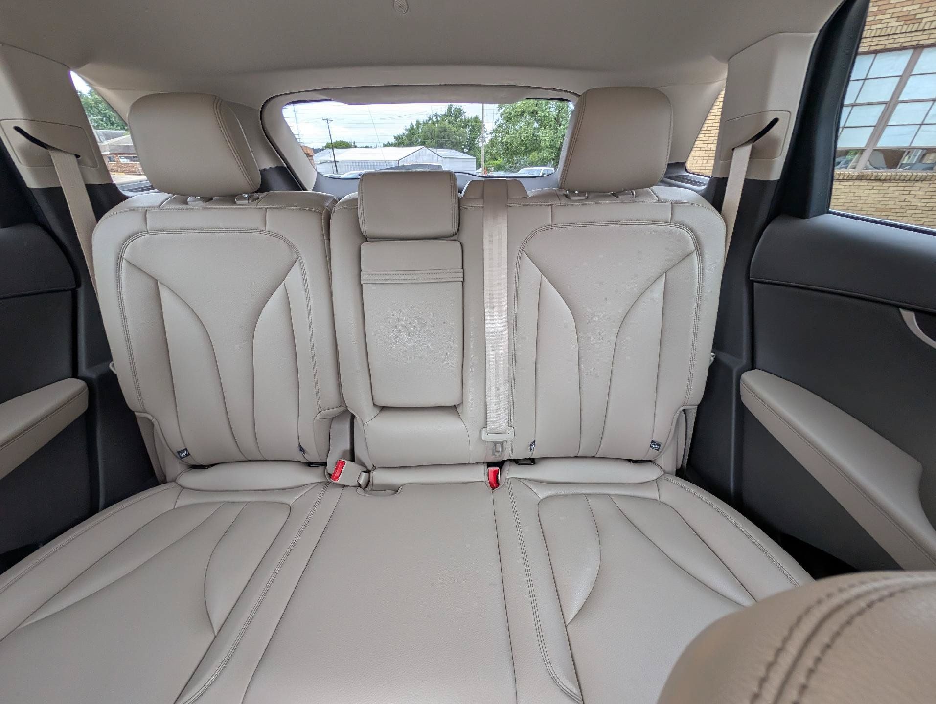 Used 2023 Lincoln Nautilus AWD w/ Premium Package image 31