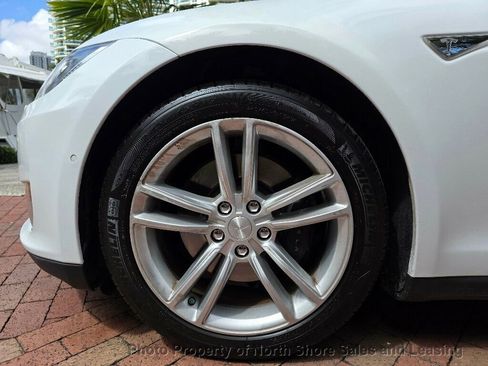 Used 2015 Tesla Model S 70 image 36