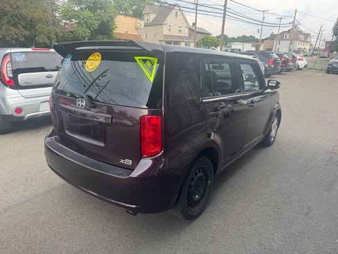 Used 2009 Scion xB image 7