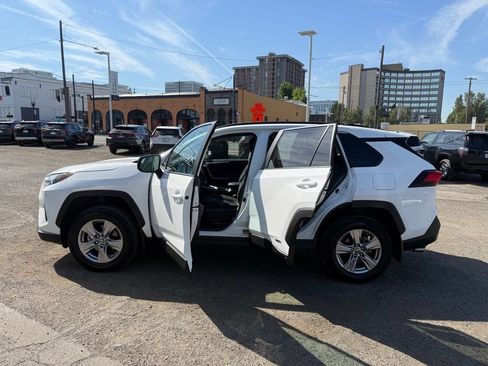 Certified 2024 Toyota RAV4 LE AWD/4WD image 16