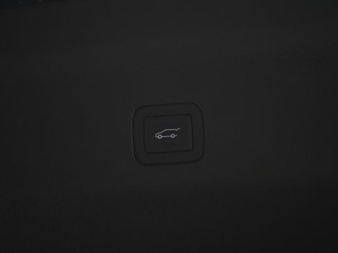 Used 2025 GMC Yukon XL Denali w/ Sun & Power Step Package AWD/4WD image 19