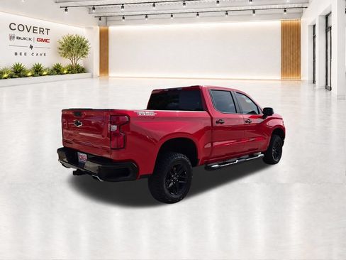 Used 2024 Chevrolet Silverado 1500 LT Trail Boss w/ Convenience Package II AWD/4WD image 13