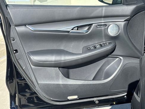 New 2025 INFINITI QX50 Luxe image 13