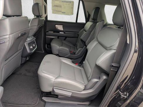 New 2026 Ford Expedition Max Active RWD image 15
