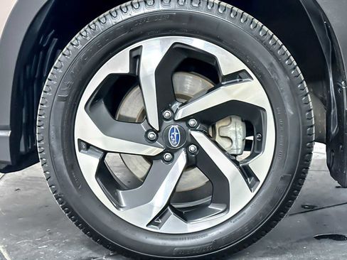 Used 2022 Subaru Forester Touring image 27