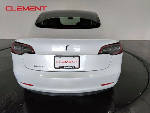 Used 2023 Tesla Model 3 Standard Range image 7