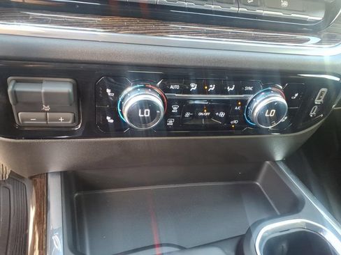 Used 2024 GMC Sierra 1500 Elevation w/ Elevation Premium Package AWD/4WD image 29