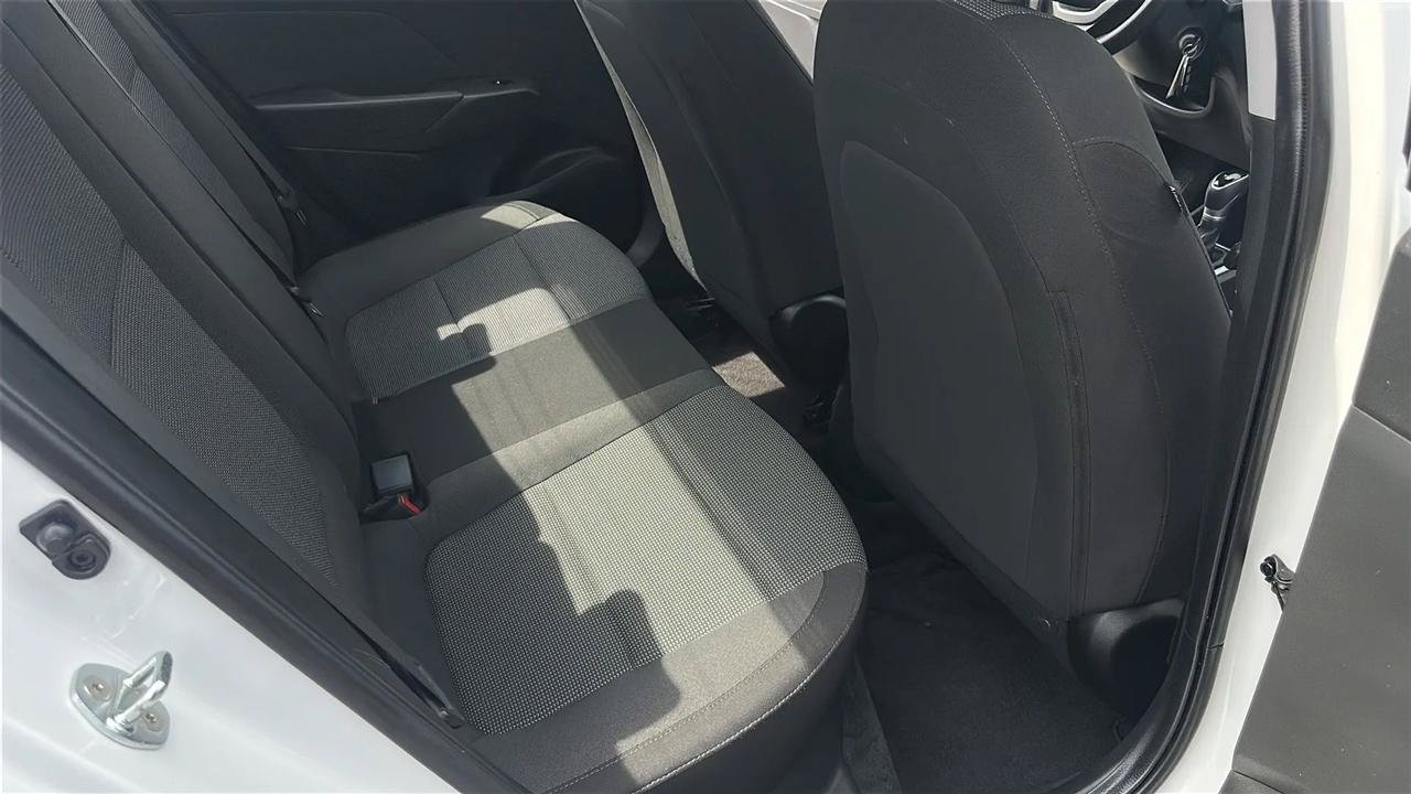 Used 2020 Hyundai Accent SE FWD image 31