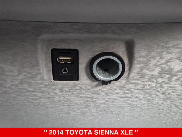 Used 2014 Toyota Sienna XLE FWD image 24