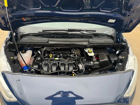 Used 2020 Ford Transit Connect XL image 16