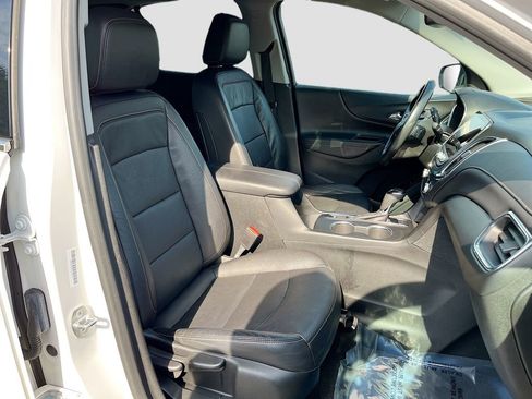 Used 2020 Chevrolet Equinox Premier image 33