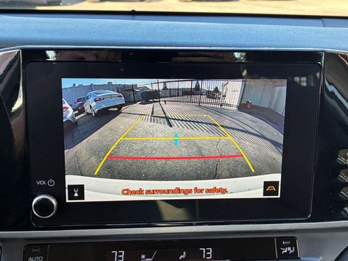 Used 2025 Toyota Camry LE image 17