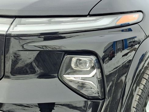 Certified 2024 Chevrolet Silverado EV RST image 9