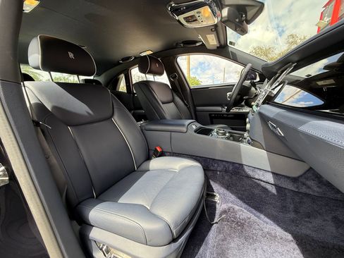 Used 2020 Rolls-Royce Ghost image 25