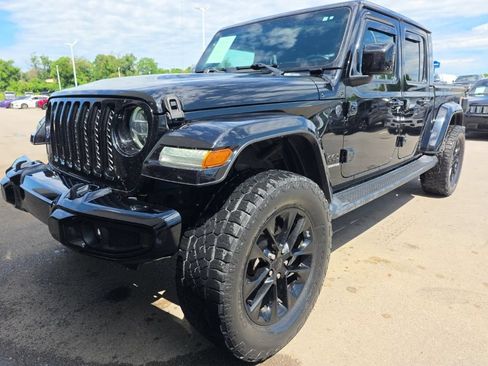 Used 2021 Jeep Gladiator Overland AWD/4WD image 1