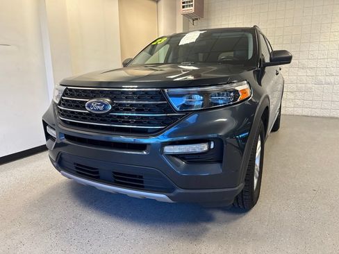 Used 2023 Ford Explorer XLT w/ Equipment Group 202A AWD/4WD image 34