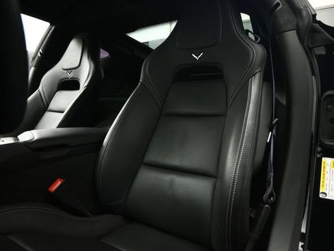 Used 2015 Chevrolet Corvette Z06 w/ 3LZ Preferred Equipment Group RWD image 45