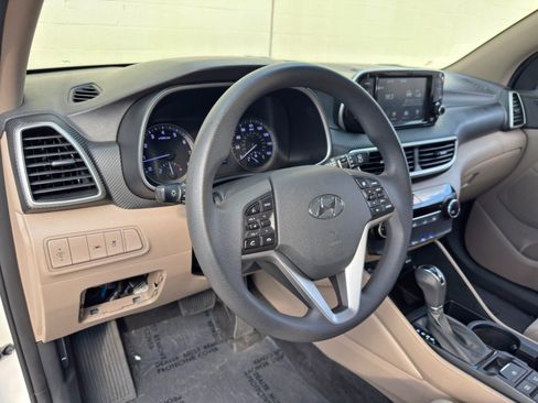 Used 2020 Hyundai Tucson SE FWD image 12