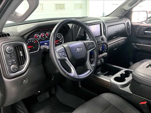 Used 2022 Chevrolet Silverado 1500 RST image 2