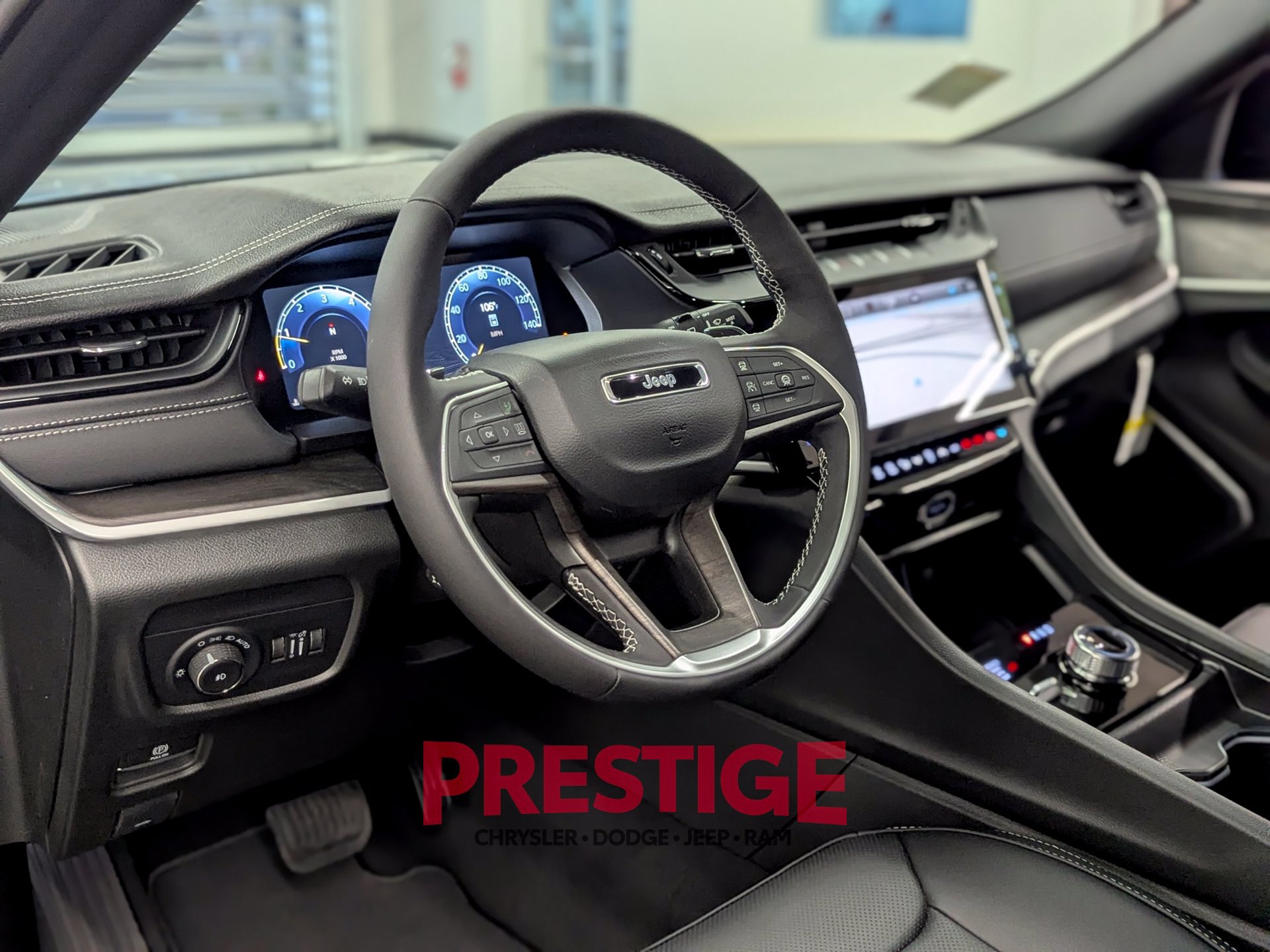 New 2026 Jeep Grand Cherokee Limited AWD/4WD image 12