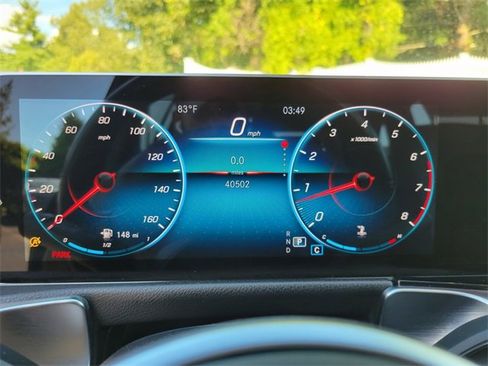 Certified 2021 Mercedes-Benz GLB 250 4MATIC image 29