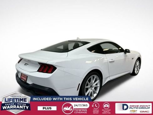 Used 2024 Ford Mustang GT Premium image 3