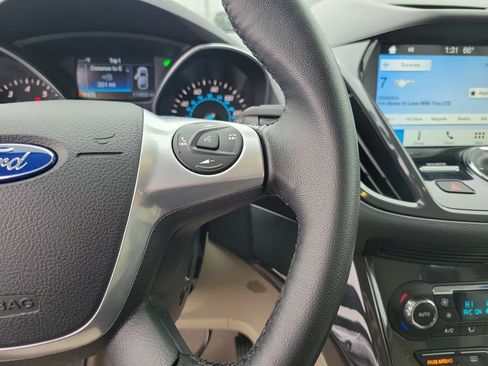 Used 2016 Ford Escape Titanium image 24
