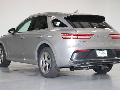 New 2026 Genesis GV70 2.5T Advanced w/ G1 Accessory Package image 10
