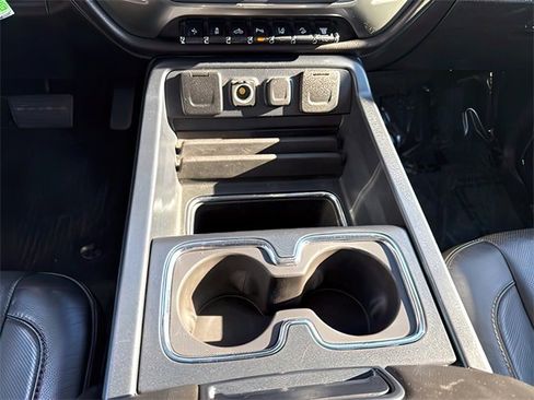 Used 2018 Chevrolet Silverado 2500 LTZ w/ Duramax Plus Package image 26