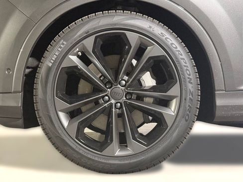 New 2026 Audi Q7 3.0T Premium Plus image 12