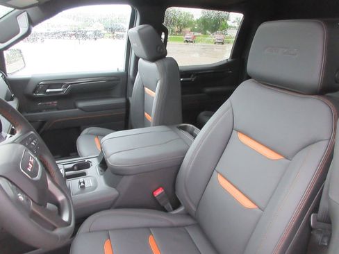 New 2026 GMC Sierra 1500 AT4 w/ AT4 Premium Package AWD/4WD image 12