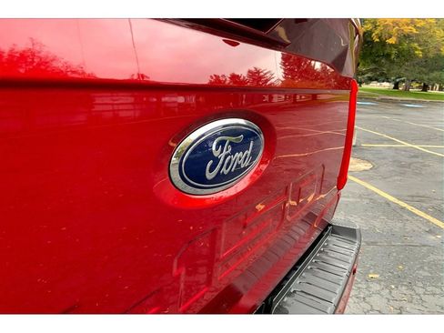 Used 2023 Ford F150 Lariat image 32