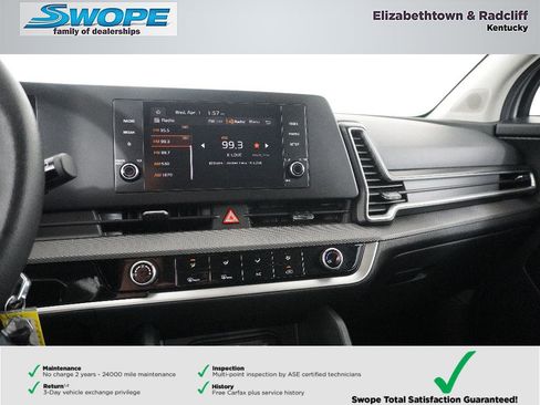 Used 2024 Kia Sportage LX image 20