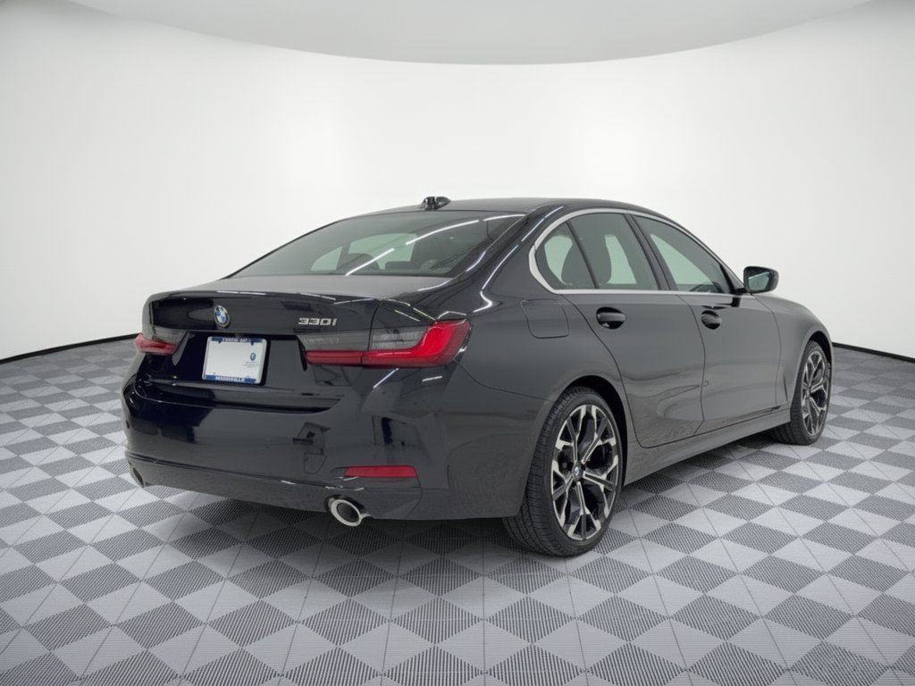 Used 2026 BMW 330i Sedan RWD image 9