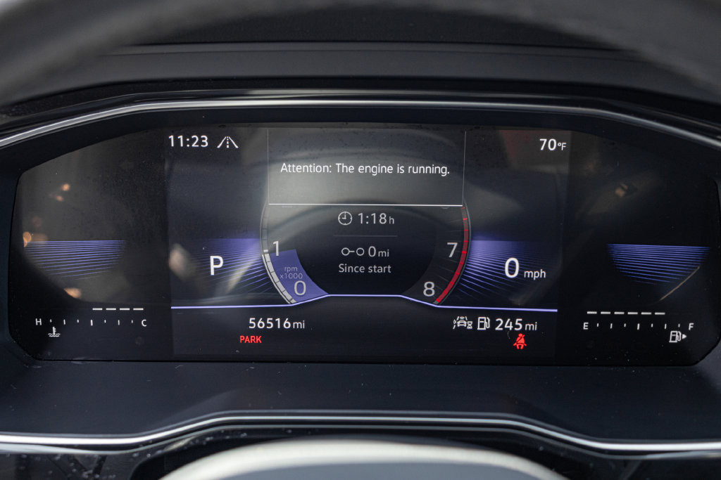 Certified 2024 Volkswagen Jetta SE FWD image 25