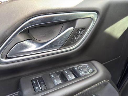 Used 2023 Chevrolet Tahoe Premier image 27