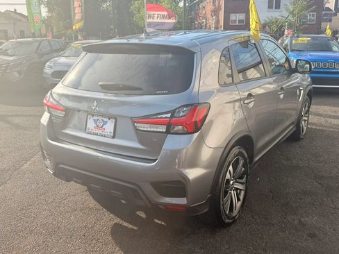 Used 2025 Mitsubishi Outlander Sport SE AWD/4WD image 7