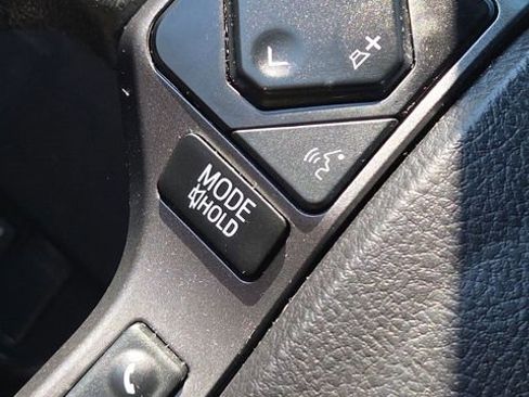 Used 2021 Toyota Tacoma TRD Off-Road image 23