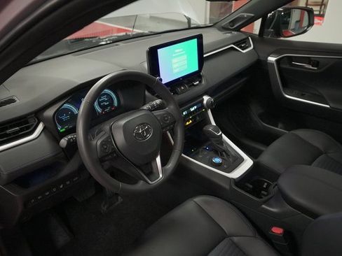 Used 2025 Toyota RAV4 XSE w/ Advanced Technology Package image 12