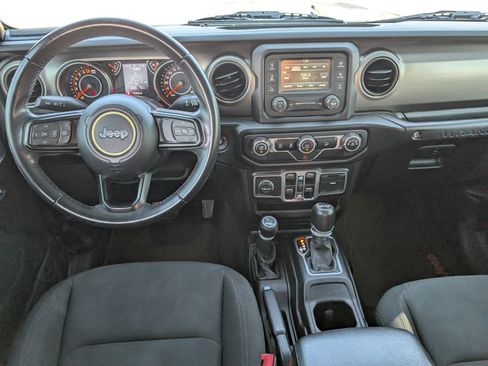 Used 2018 Jeep Wrangler Unlimited Sport S AWD/4WD image 12