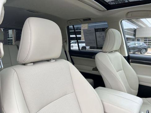 Certified 2023 Lexus GX 460 Premium w/ Premium Package AWD/4WD image 23