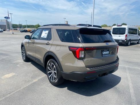 New 2026 Ford Explorer ST-Line AWD/4WD image 5